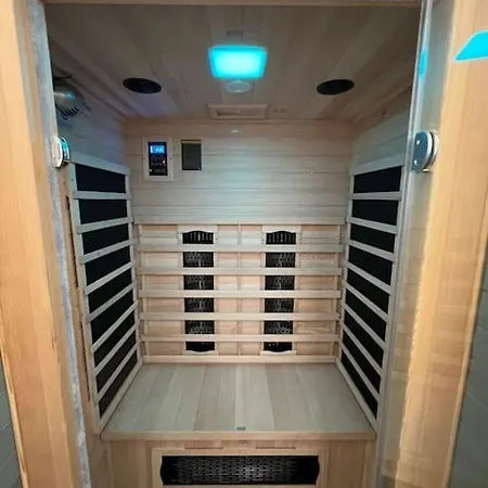 Maison De Village/jacuzzi/sauna *