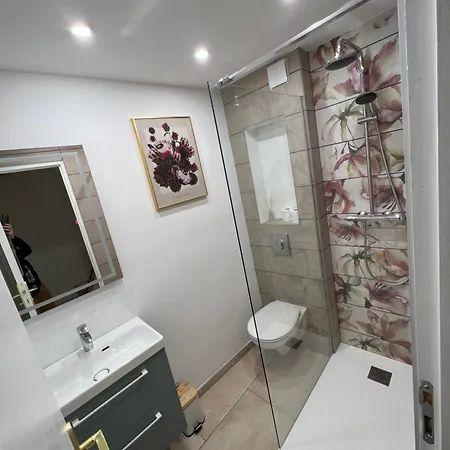 Maison De Village/jacuzzi/sauna Sérignan